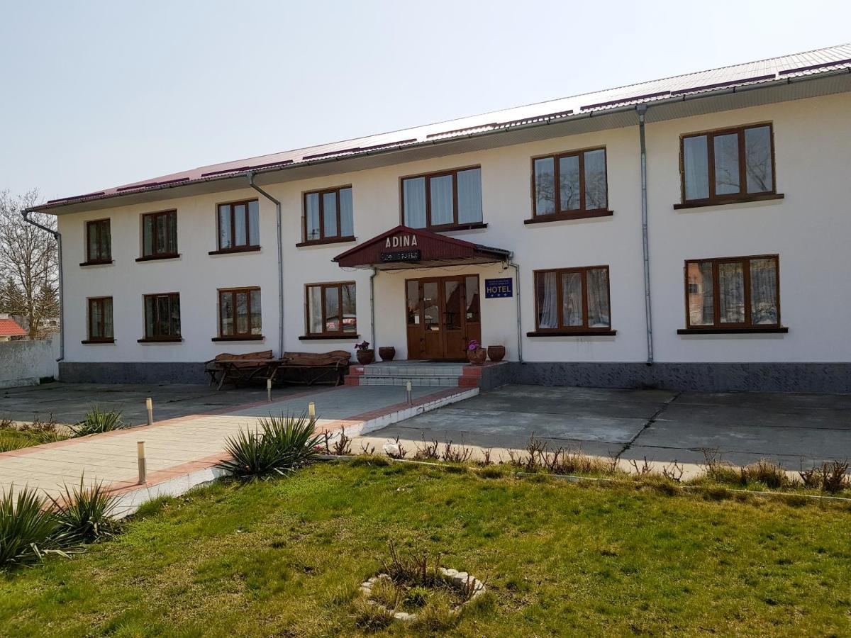 Hotel Adina Riscani Exteriér fotografie